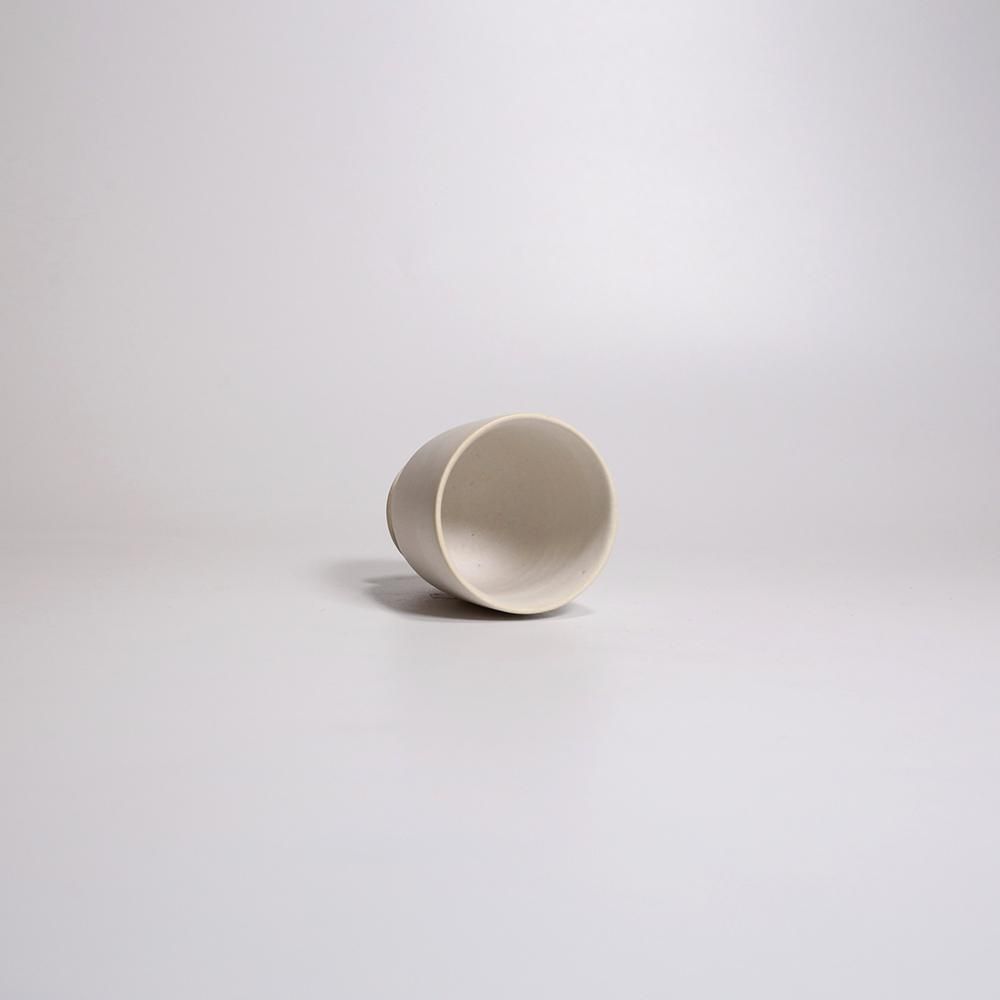 【新品】大和田友香 カップ&ソーサー 2客 蓋付きピッチャー 白マット 大和田友香さんのポット 新品】大和田友香 カップ&ソーサー 2客 蓋付き