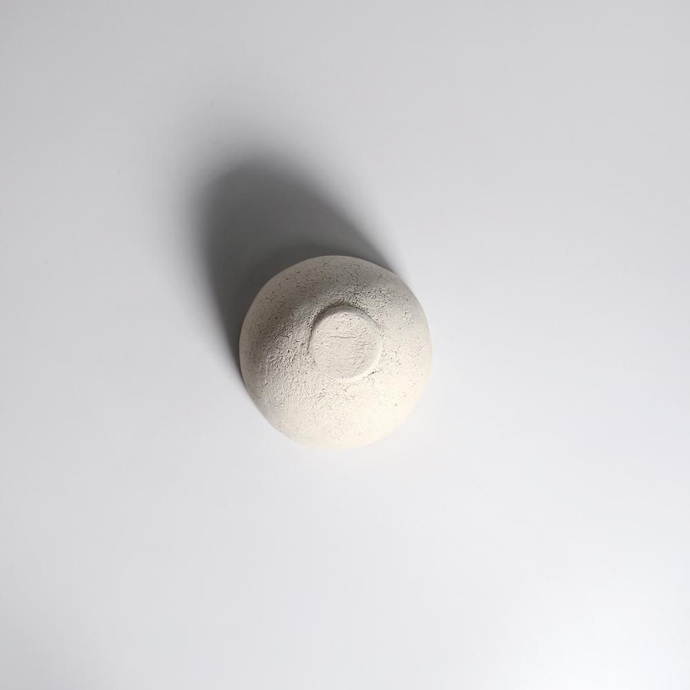 鏡原 愛莉 _ ホワイトボウル 中 - NODE