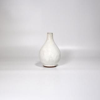 vaseman _ D2white