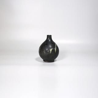 vaseman _ D1black
