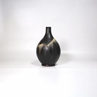 vaseman _ O1black