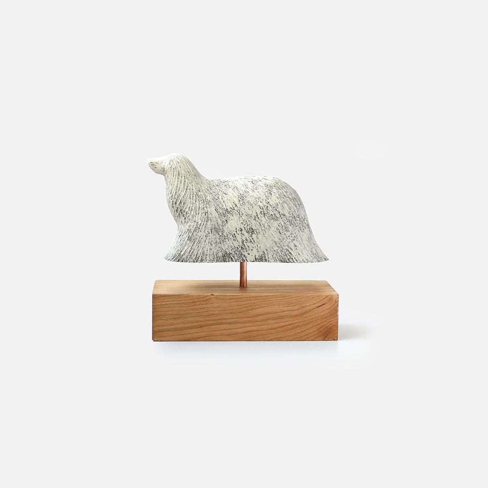苔むす木工 犬 苔むす木工 犬