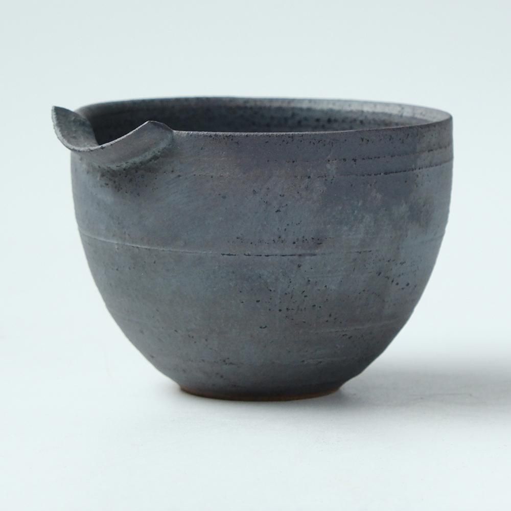 二階堂 明弘 _ 錆器 片口・丸 - NODE