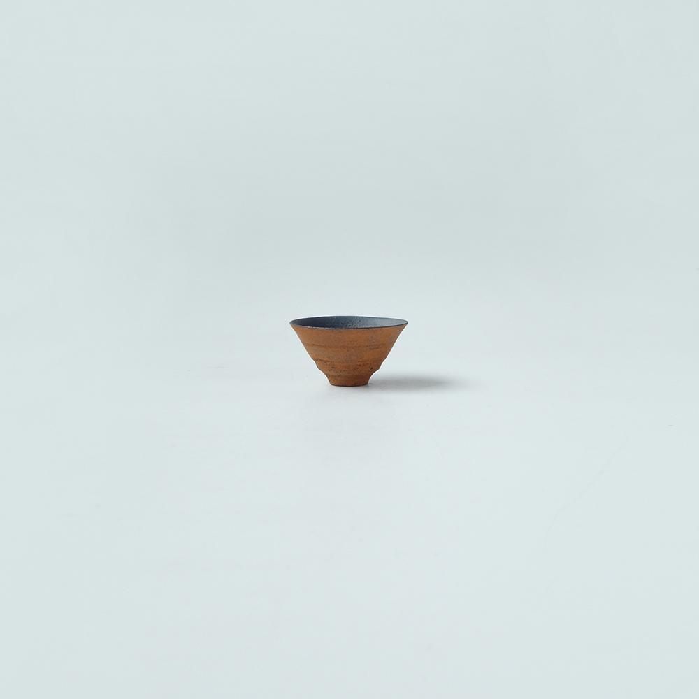 二階堂明弘さん　錆器プレート 二階堂 明弘｜錆器 プレート - NODE