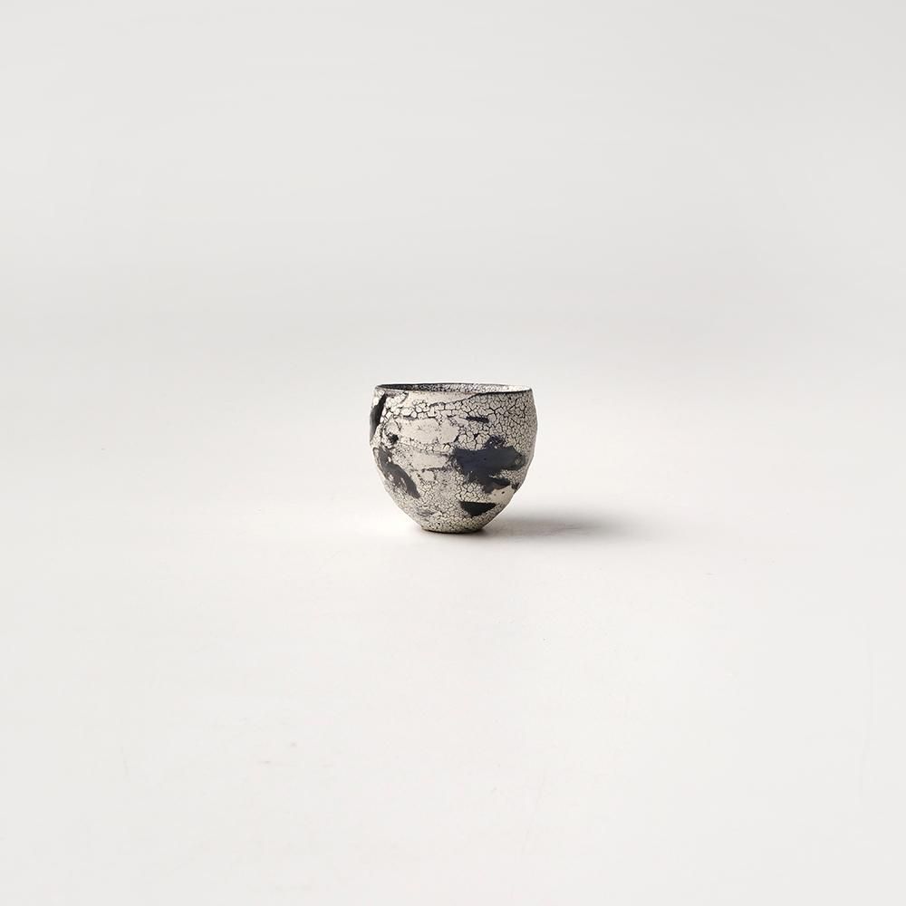 二階堂 明弘 _ 玉殻 湯呑みD（白） - NODE