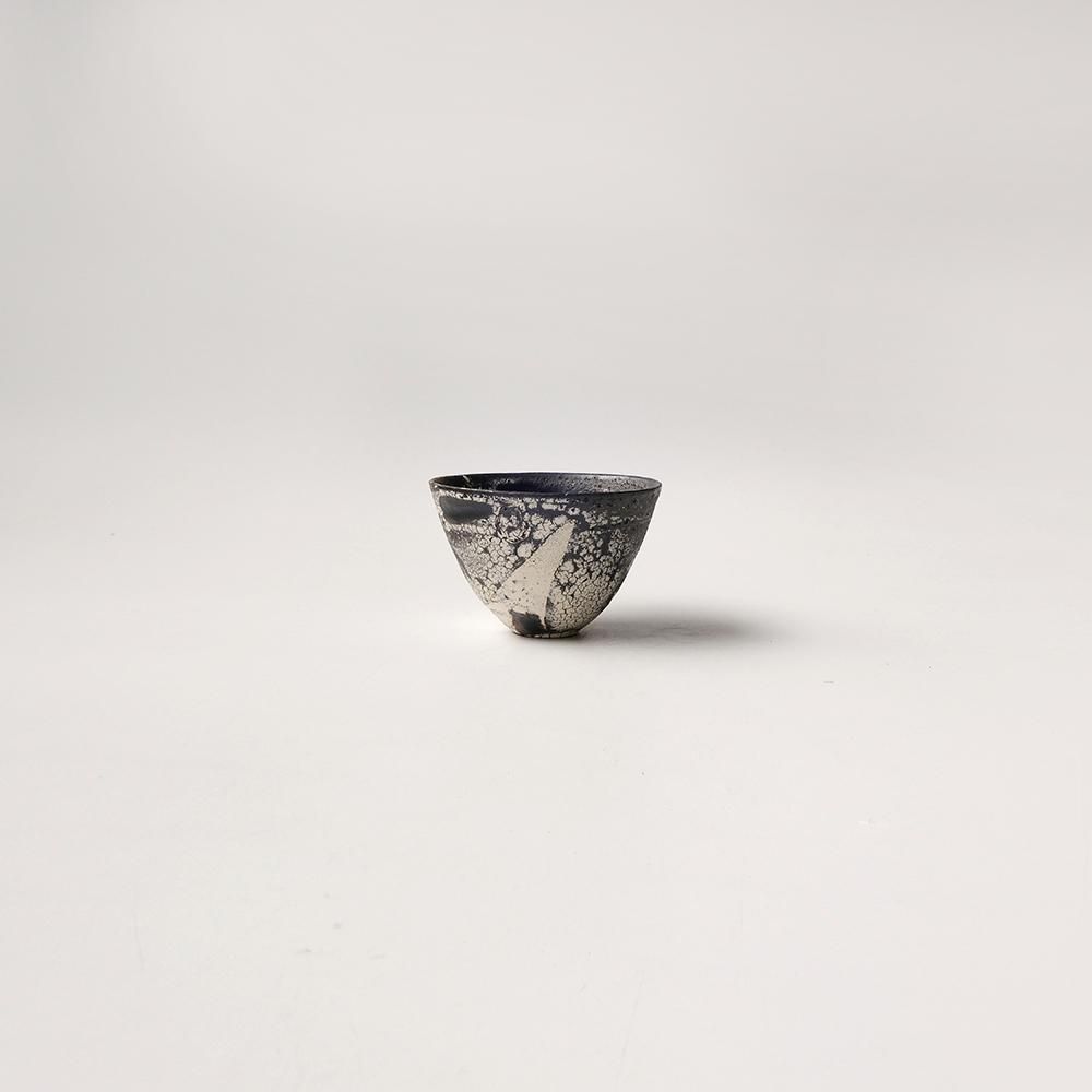 二階堂明弘　花器 No.50 二階堂明弘 焼きしめ花器（手びねり）白 φ34.5cm H26cm