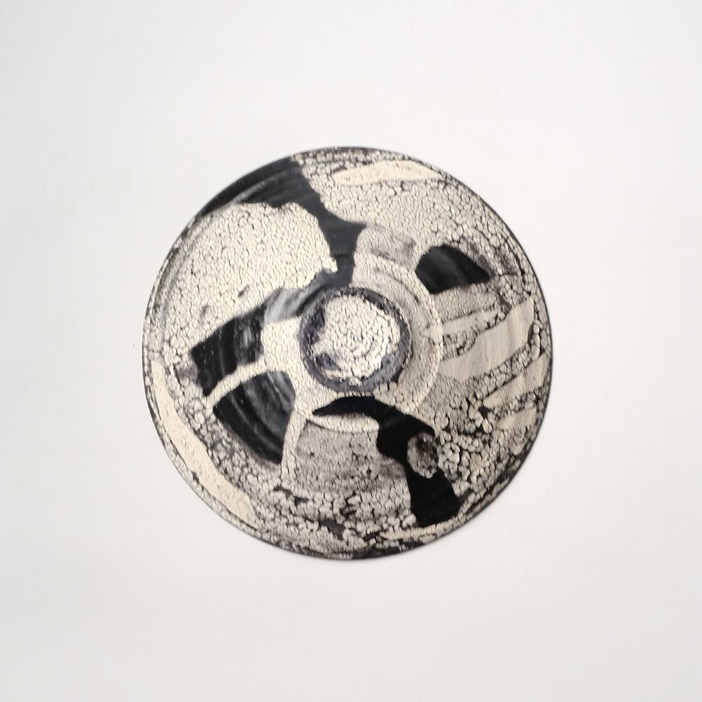 二階堂明弘さん玉殻中鉢　１個 二階堂 明弘 _ 玉殻 平鉢（白） - NODE