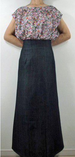バックポイントスカート/SK-0084 - 洋服の型紙と生地販売店　”ｔｅｌｉｔｅａ”