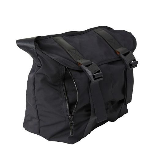 F036-MGABARDINE MESSENGER BAG(M)BLACK - amiacalva