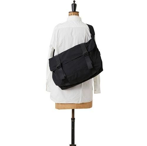 shinzone AMIACALVA MESSENGER BAG ショルダー(AMIACALVA shinzone AMIACALVA MESSENGER BAG ショルダー(AMIACALVA
