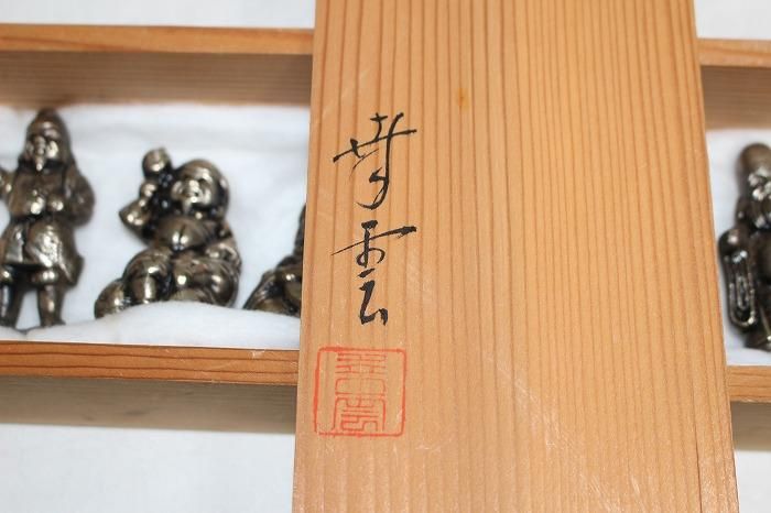 置物　人物　骨製　細工　組み立て式　在銘 玉一　希少品 置物 人物 骨製 細工 組み立て式 在銘 玉一 希少品