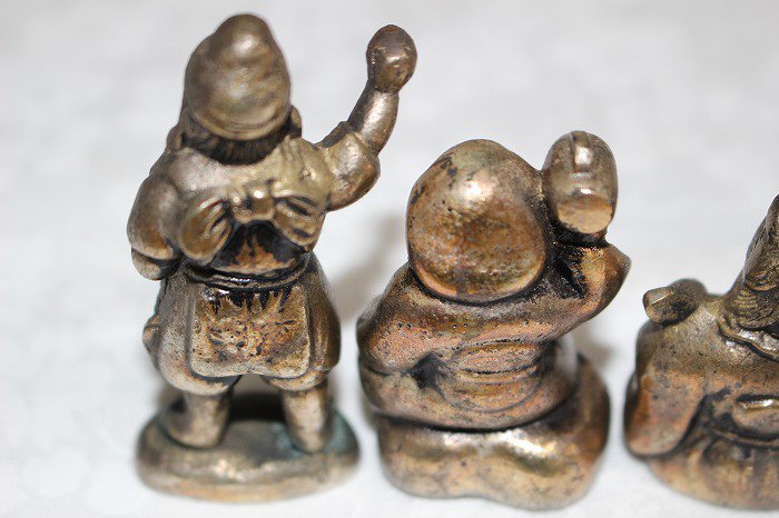 骨董品七福神置物 珊瑚 七福神彫 置物』 逸品なお品物 ｜骨董品買取 緑和堂