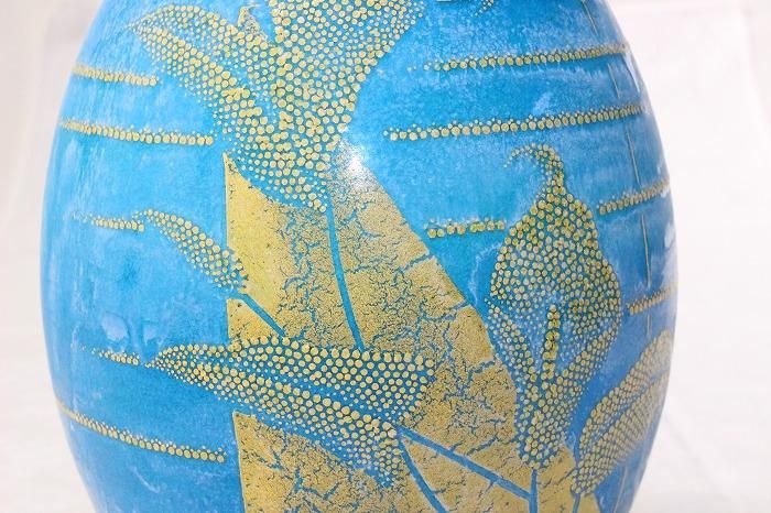 K-1736九谷焼青釉金点描彩花文花瓶 九谷蘆湖窯三代住田正実作 - 石川県 K-1736九谷焼青釉金点描彩花文花瓶 九谷蘆湖窯三代住田正実作 - 石川県