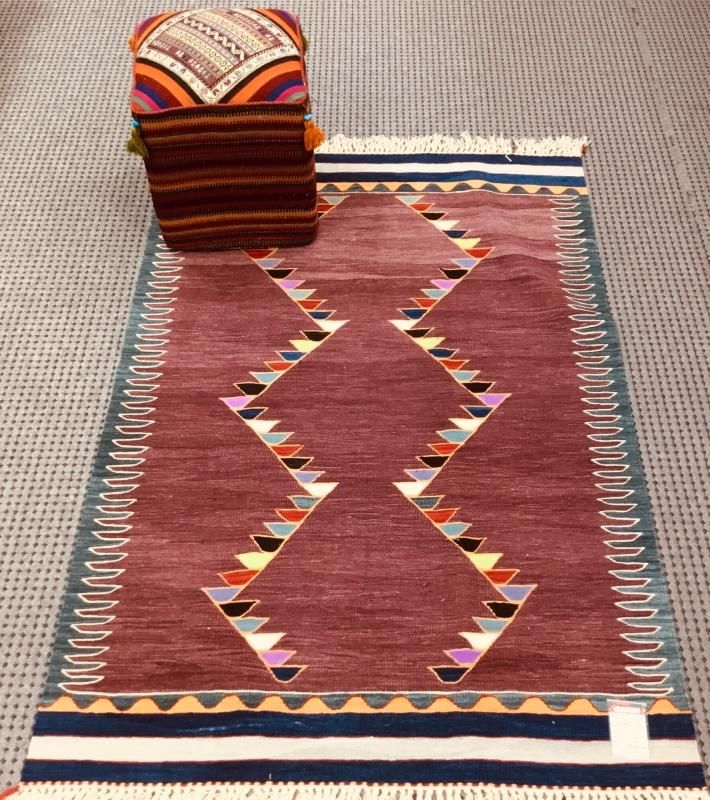 イスファハン産 ペルシャ絨毯 180×109cm タペストリー壁掛け イスファハン産 ペルシャ絨毯 180×109cm タペストリー壁掛け