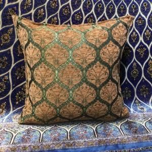 イラン産キリム クッションカバー 45×45 倒れる