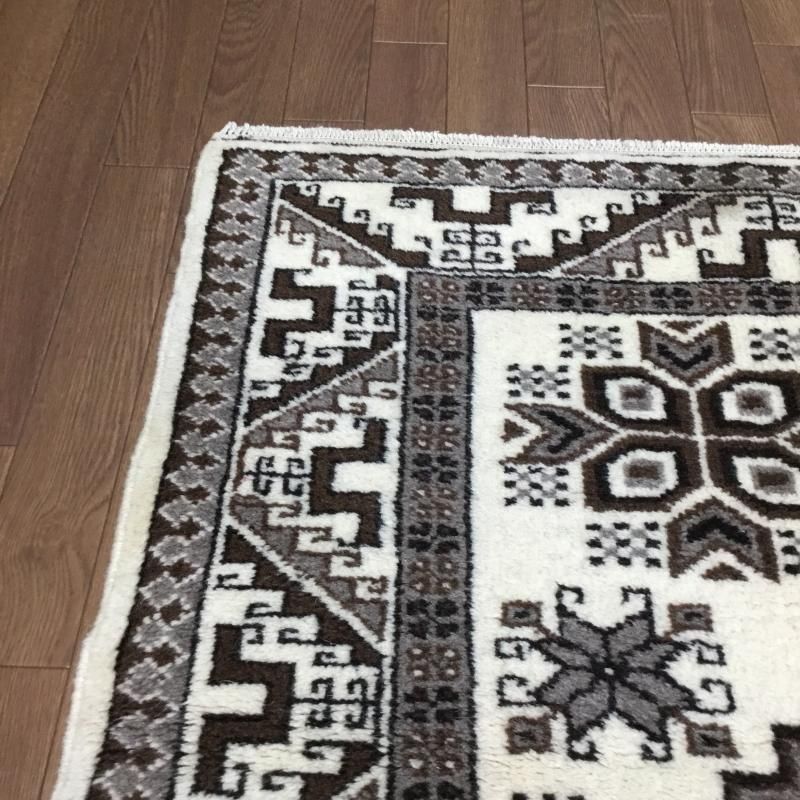 ペルシャ絨毯専門店 ギャッベ トルコ雑貨&キリムなど/アート ペルシャ絨毯専門店 ギャッベ トルコ雑貨&キリムなど/アート