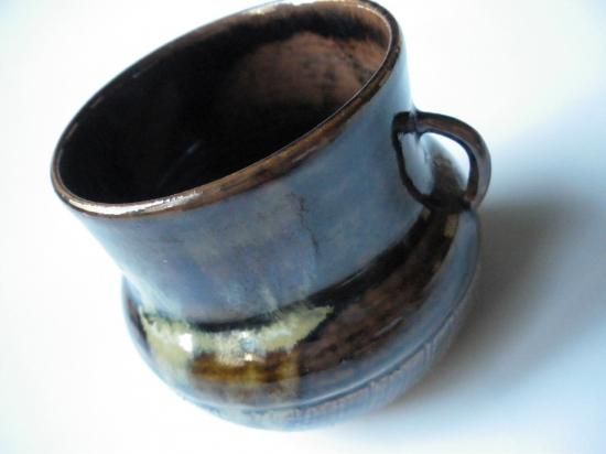膳所焼 鮟鱇耳付茶入 (共箱)陽炎園 岩崎新定仕服 : 伊予簾金襴 膳所焼 鮟鱇耳付茶入 (共箱)陽炎園 岩崎新定仕服 : 伊予簾金襴