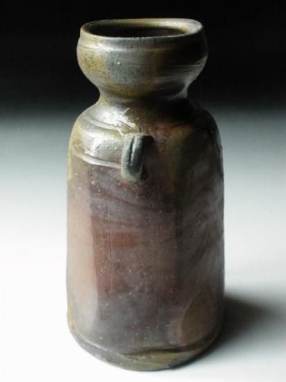 伊勢崎満備前耳付花入備前焼花瓶