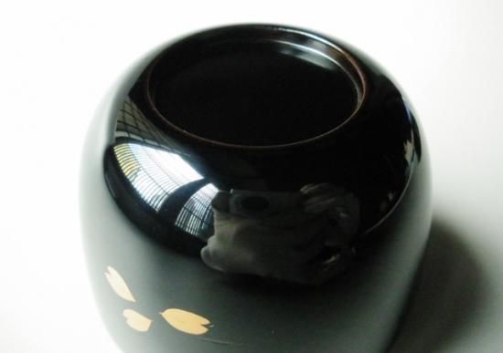 山中塗 花芝蒔絵中棗 (共箱)多田桂寛 - 茶道具販売 栗林園 山中塗 花芝蒔絵中棗 (共箱)多田桂寛 - 茶道具販売 栗林園
