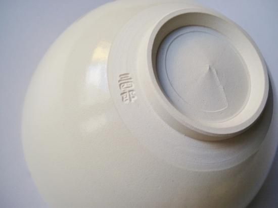 浮彫 柳に燕絵茶碗 (共箱)今岡三四郎 - 茶道具販売 栗林園 浮彫 柳に燕絵茶碗 (共箱)今岡三四郎 - 茶道具販売 栗林園