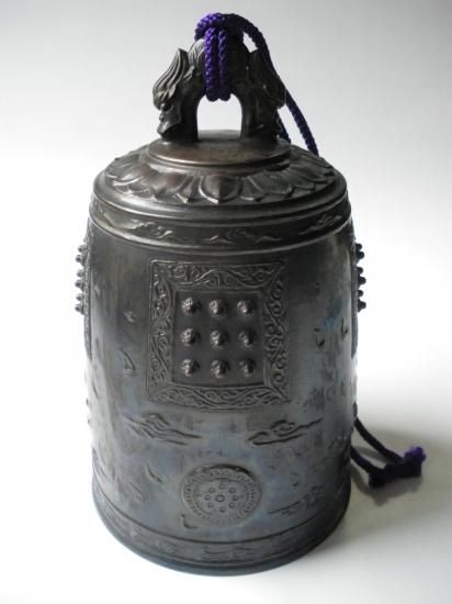 高麗写 砂張喚鐘 (共箱) 撞木付一ノ瀬宗辰 - 茶道具販売 栗林園 高麗写 砂張喚鐘 (共箱) 撞木付一ノ瀬宗辰 - 茶道具販売 栗林園
