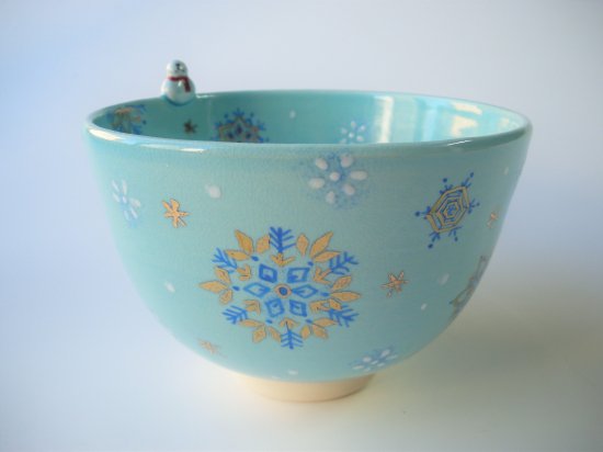 ◎ 色絵茶碗 雪華に雪だるま 東山深山作 （達磨覗き） - 茶道具・湯呑