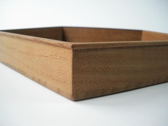 玉椿 五角盆 (共箱)二代 萩井好斎 - 茶道具販売 栗林園 玉椿 五角盆 (共箱)二代 萩井好斎 - 茶道具販売 栗林園