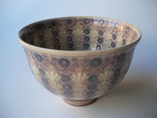 Ｔ３６７　茶碗　『紫彩華紋』『森里陶楽 造』　共箱　抹茶碗　茶道具 紫彩華紋茶碗 (共箱) C-7森里陶楽 - 茶道具販売 栗林園