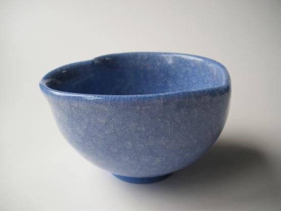 小野穣　猪目茶碗　はなびら　紫苑珊瑚　茶碗　桜　桐箱　箱付き 小野穣 猪目茶碗 はなびら 紫苑珊瑚 茶碗 桜 桐箱 箱付き