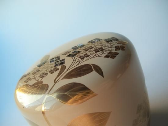 白漆 紫陽花蒔絵大棗 (共箱)竹内幸斎 - 茶道具販売 栗林園