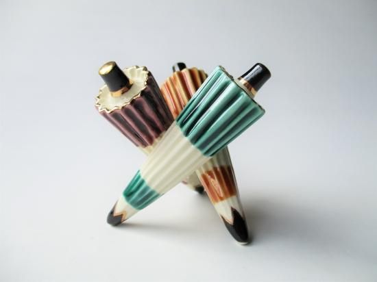 プーギー今岡三四郎 作 河童蓋置 京焼 共箱 共布 栞 蓋置 茶道具 新品 茶器/茶道具 蓋置】 三つ鈴 （鳴り鈴） 今岡三四郎作 – 今屋静香園