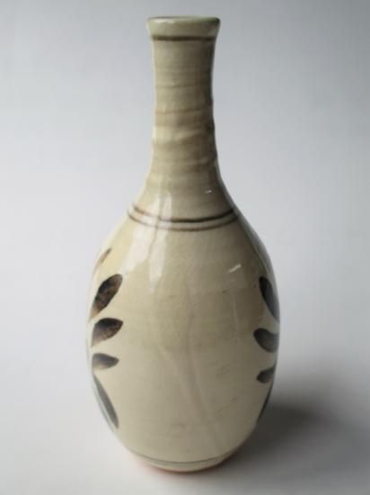 清水日呂志造 唐津　花入　一輪挿し　共箱 清水日呂志造 唐津 花入 一輪挿し 共箱 - メルカリ