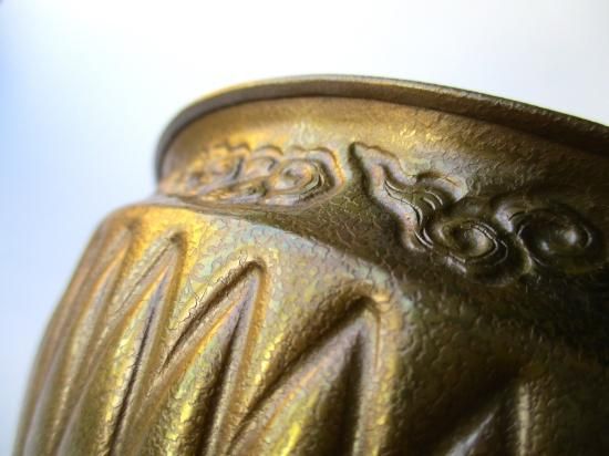 モウル 菊彫建水 (共箱)中川浄益 - 茶道具販売 栗林園 モウル 菊彫建水 (共箱)中川浄益 - 茶道具販売 栗林園