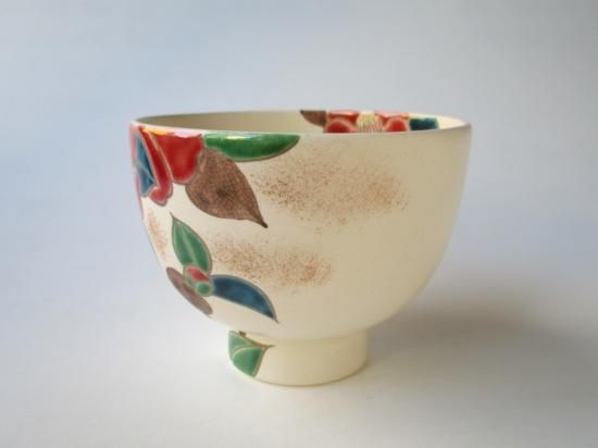 白釉 椿絵茶碗 (紙箱)水出宗絢 - 茶道具販売 栗林園