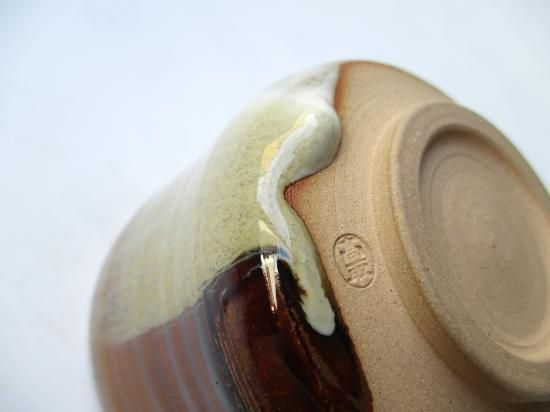 高取焼 掛分筒茶碗 (共箱)十三代 高取八仙 - 茶道具販売 栗林園 高取焼 掛分筒茶碗 (共箱)十三代 高取八仙 - 茶道具販売 栗林園
