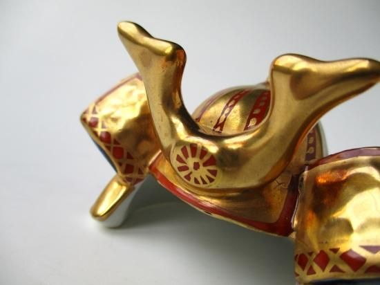金襴手 兜蓋置 (共箱)高野昭阿弥 - 茶道具販売 栗林園 金襴手 兜蓋置 (共箱)高野昭阿弥 - 茶道具販売 栗林園
