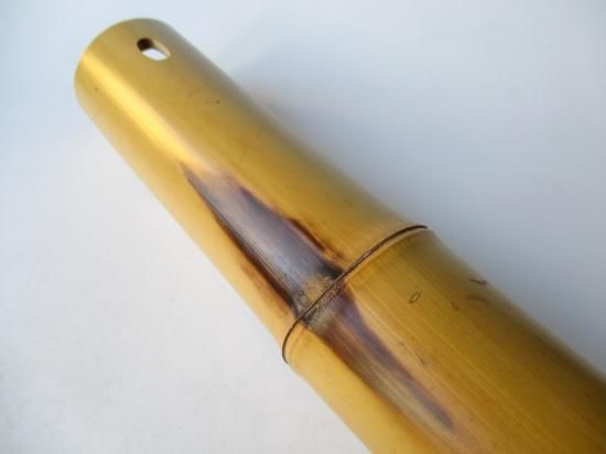 送料無料　音羽山六 珎竹林造　蛍嵌入竹圓窓花入 時代茶道具　★珍品茶道具★ 送料無料 音羽山六 珎竹林造 蛍嵌入竹圓窓花入 時代茶道具 ☆珍品