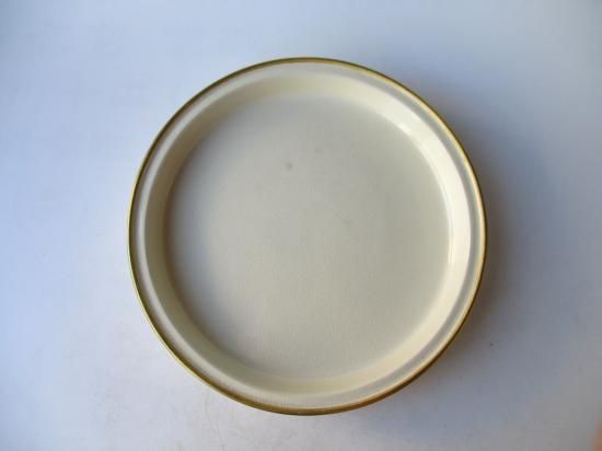 白薩摩 兎脚皿 中サイズ (化粧箱)沈壽官窯 - 茶道具販売 栗林園
