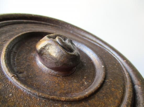 備前焼 耳付水指 (共箱)伊勢崎満 - 茶道具販売 栗林園 備前焼 耳付水指 (共箱)伊勢崎満 - 茶道具販売 栗林園