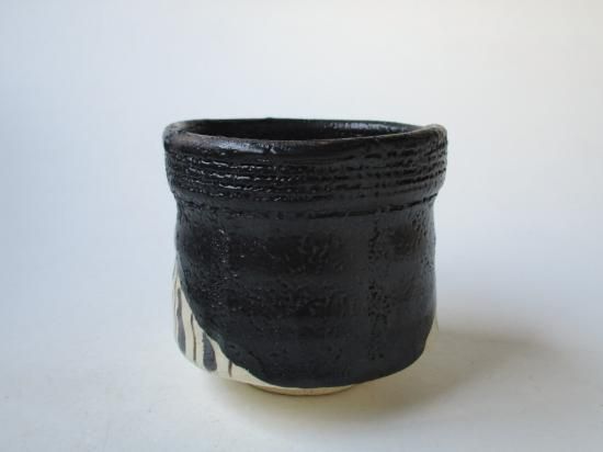 黒織部茶碗 (共箱)通次廣 - 茶道具販売 栗林園