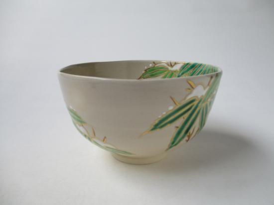 色絵 雪笹茶碗 (共箱)二代 宮川香雲 - 茶道具販売 栗林園 色絵 雪笹茶碗 (共箱)二代 宮川香雲 - 茶道具販売 栗林園