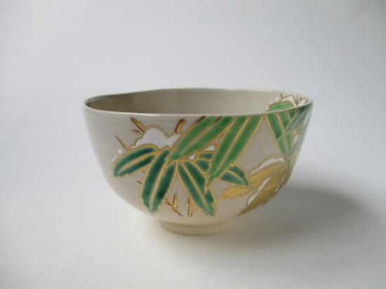色絵 雪笹茶碗 (共箱)二代 宮川香雲 - 茶道具販売 栗林園 色絵 雪笹茶碗 (共箱)二代 宮川香雲 - 茶道具販売 栗林園