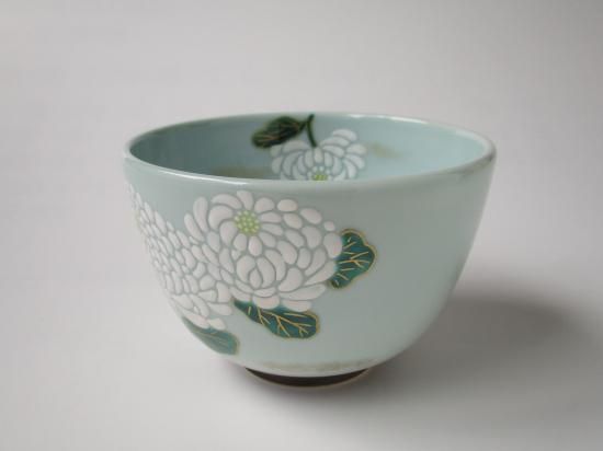 青磁釉 白菊絵茶碗 (共箱)今岡都 - 茶道具販売 栗林園