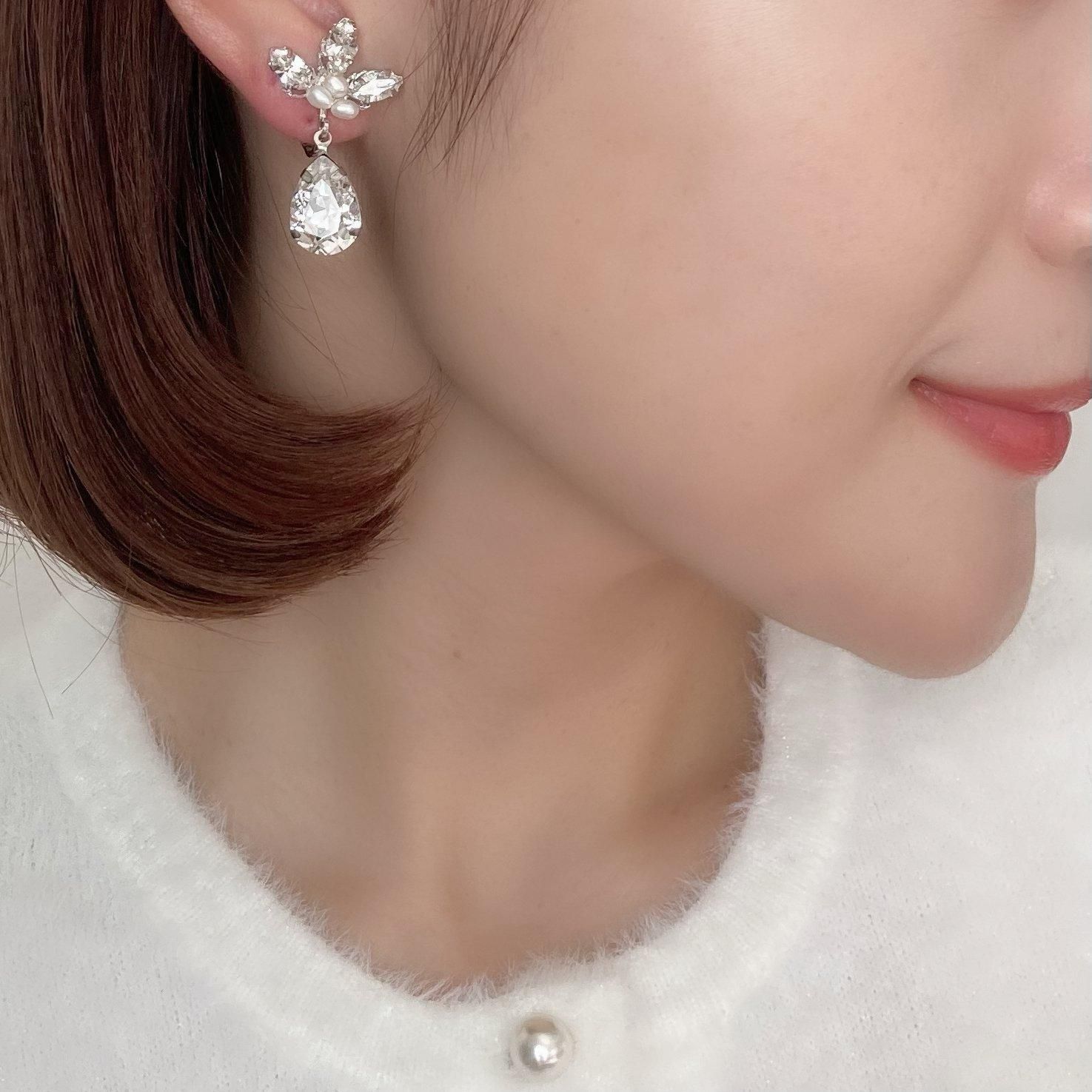 Elizabeth bower イヤリングlily drop