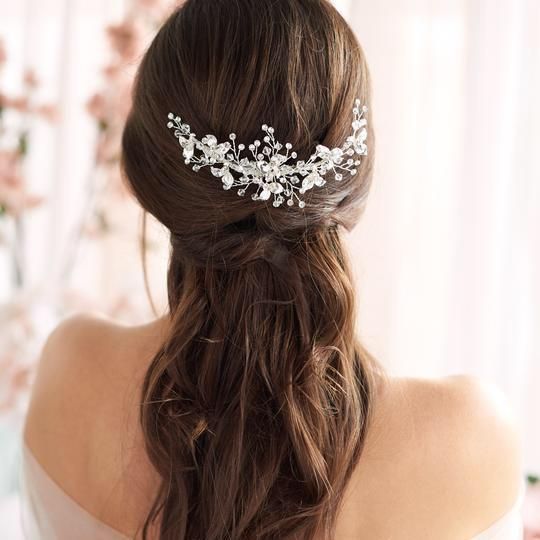 Concetta】スワロフスキーとラインストーンの小枝ヘッドドレス Concetta】スワロフスキーとラインストーンの小枝ヘッドドレス