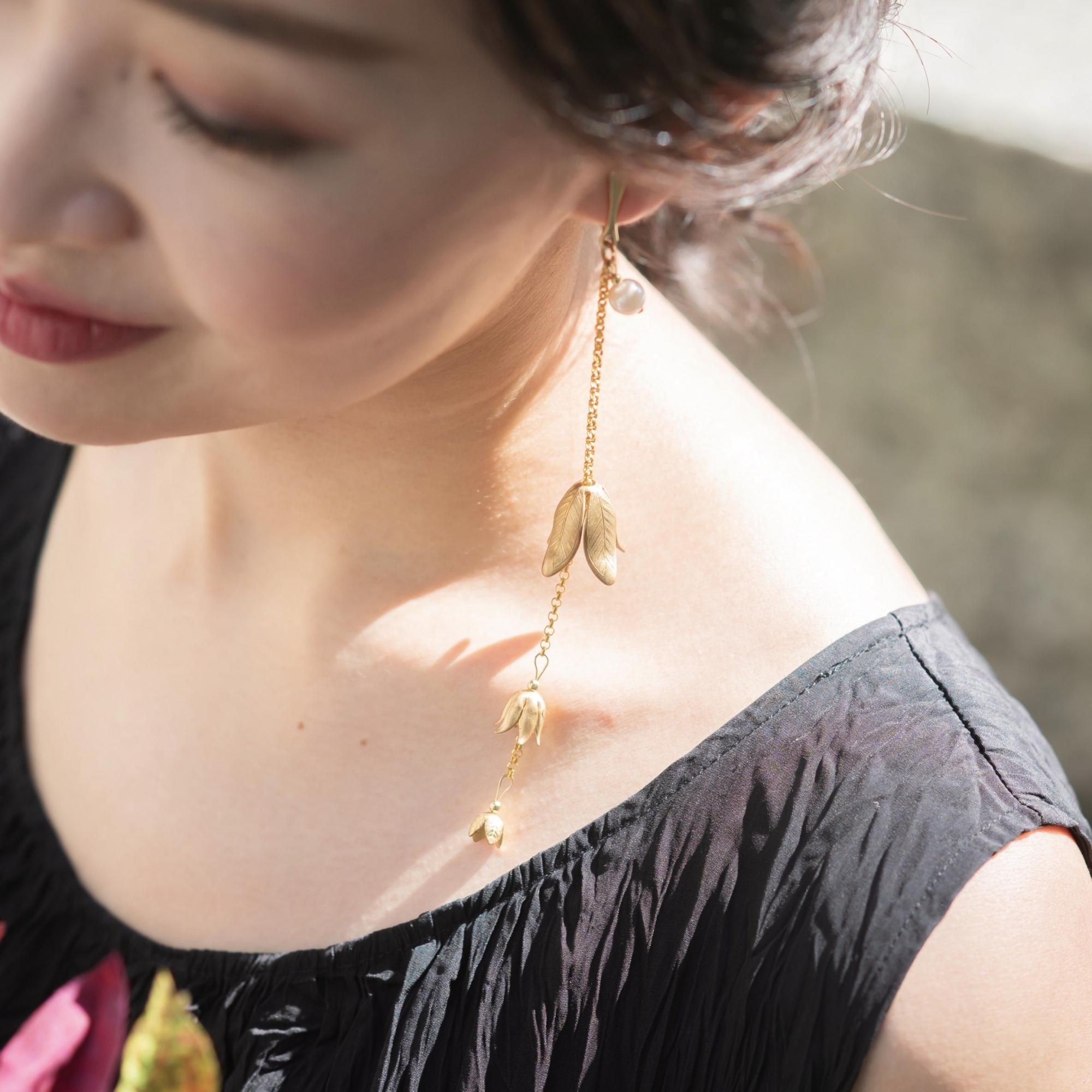 レビュー高評価アイテム特集｜ファッション通販 Naiad Brass Flowerイヤリング・ピアス【DECOLOVE】 アクセサリー