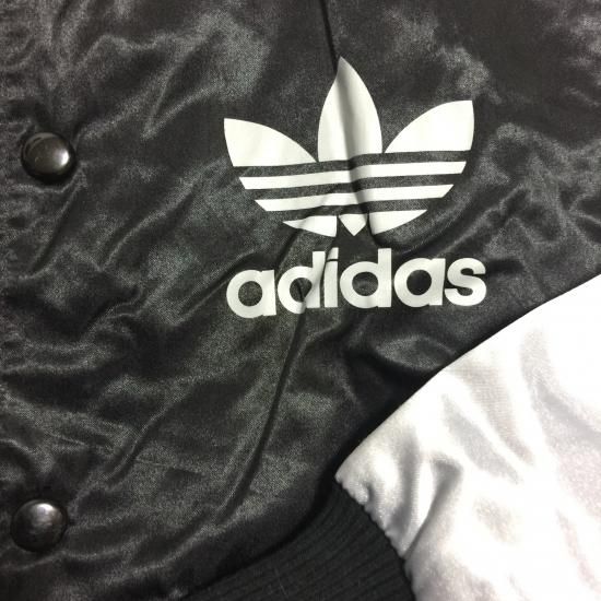 adidas ナイロンスタジャン 3本ライン 三つ葉トレフォイル 黒 adidas ナイロンスタジャン 3本ライン 三つ葉トレフォイル 黒