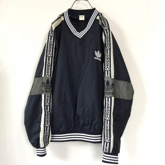 adidas ナイロンプルオーバー BIGトレフォイル刺繍 紺×白 adidas ナイロンプルオーバー BIGトレフォイル刺繍 紺×白