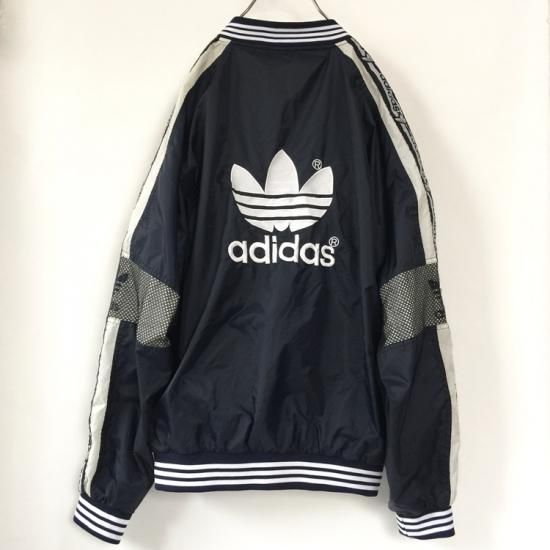 adidas ナイロンプルオーバー BIGトレフォイル刺繍 紺×白 adidas ナイロンプルオーバー BIGトレフォイル刺繍 紺×白