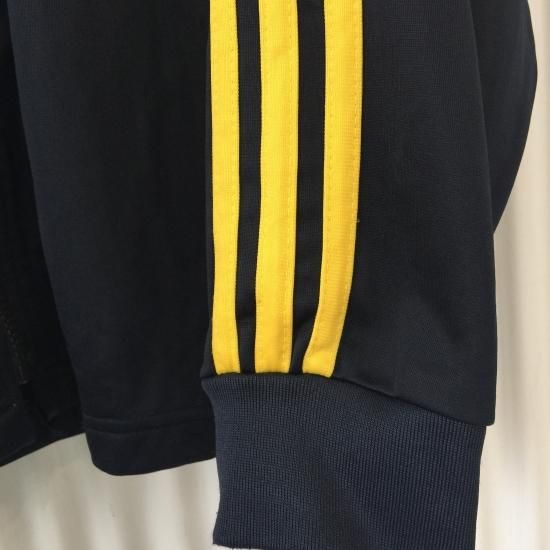 adidas イエロートレフォイル トラックジャケット ダーク adidas イエロートレフォイル トラックジャケット ダーク
